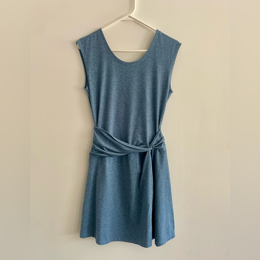 Patagonia Smokey blue Dress, size Small, fits more like a medium.